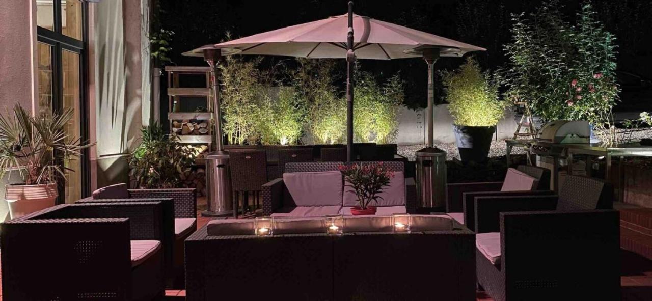 Apartamento Le Jacuzzi De Marie Ll Tourcoing Exterior foto